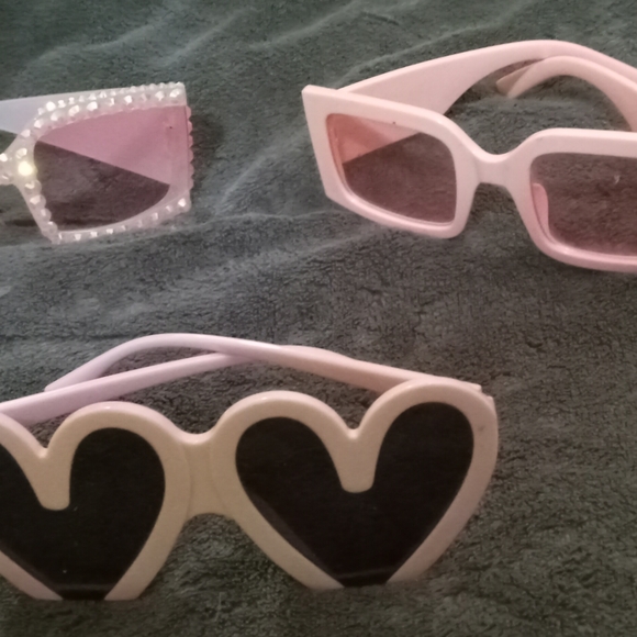 Sunglasses - Picture 2 of 2